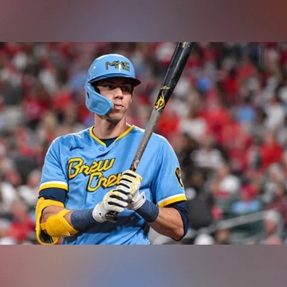 Nike Authentic Milwaukee Brewers City Connect Christian Yelich Jersey Men’s M - Picture 3 of 8